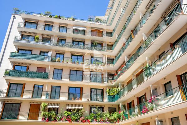 Appartement Paris 3 pièces 69m2avec balcons et box Daumesnil