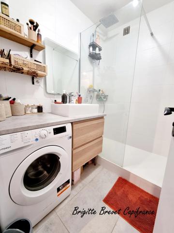 Appartement rénové à vendre 2 pièces AIX EN PROVENCE (13)