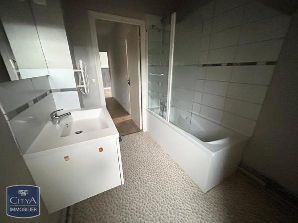 Appartement à louer 4 pièces 72.37m²