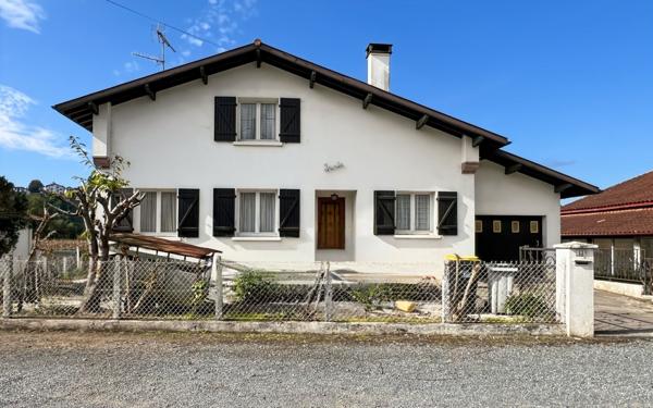 Maison à vendre    6 pièces • 127 m2 Cambo-les-Bains