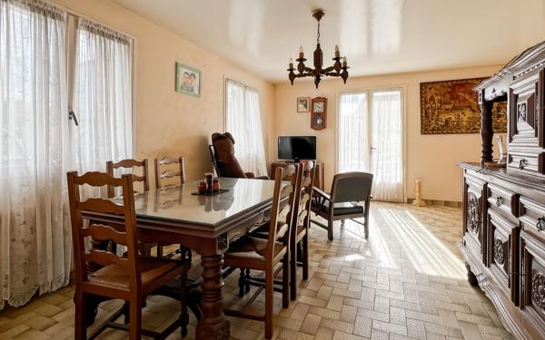 Maison à vendre    6 pièces • 127 m2 Cambo-les-Bains