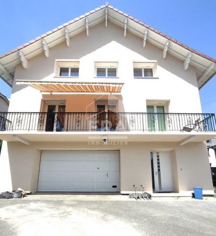 Maison T9 avec jardin au centre de Vals Pres Le Puy