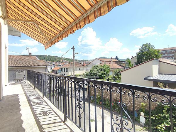 Maison T9 avec jardin au centre de Vals Pres Le Puy