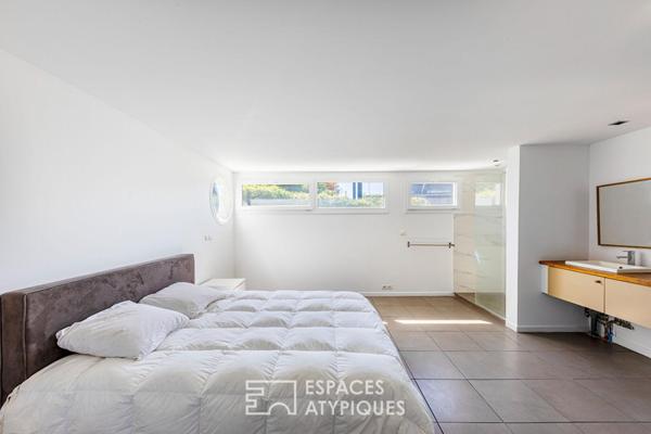 A Presles : Maison d’architecte baignée de lumière, avec piscine et vue sur la vallée