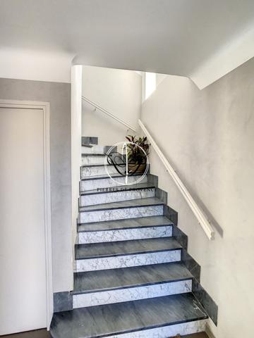 L'Isle-sur-la-Sorgue (84800) Isle sur la Sorgue maison T5 de 139 m2 Habitables terrain 400 M2 Piscine