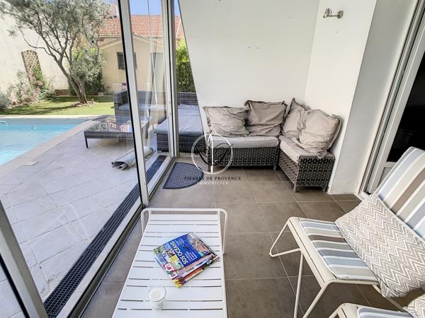 L'Isle-sur-la-Sorgue (84800) Isle sur la Sorgue maison T5 de 139 m2 Habitables terrain 400 M2 Piscine