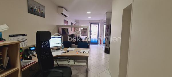 Local commercial de 54 m²