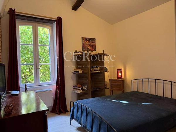 Proche de Duras - Grande Maison Familiale avec Gîte, Granges et Piscine