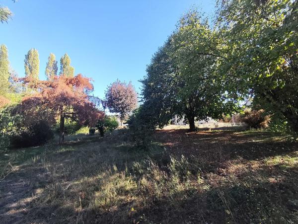MAISON DE PLAIN PIED AVEC JARDIN