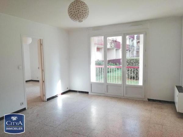 Appartement à louer 2 pièces 53.52m²