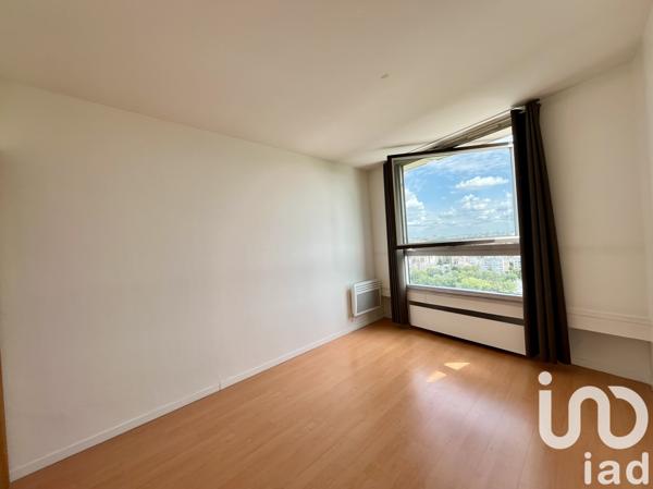 Appartement à vendre 2 pièces 69 m² Puteaux