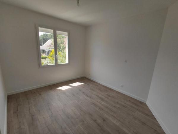 Maison atypique de 2008 d'environ 145 m2