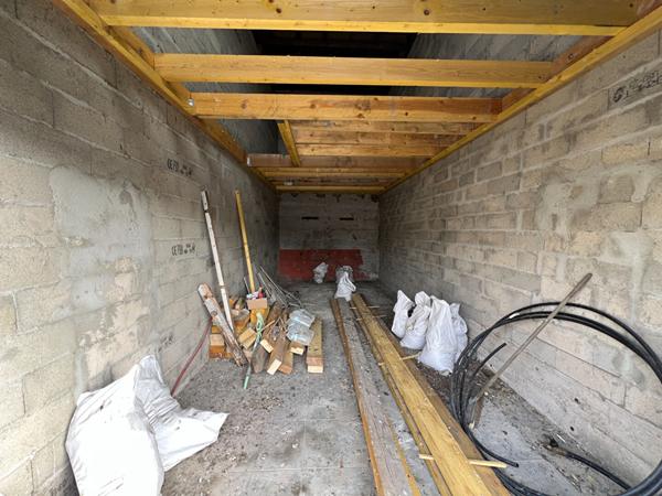 A LOUER BEGLES POSTE GARAGE - LOCAL D'ACTIVITE A LOUER