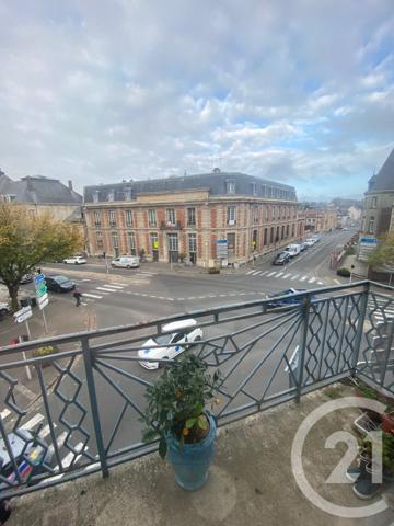 Appartement F4 à vendre  4 pièces - 124 m2 PERONNE - 80