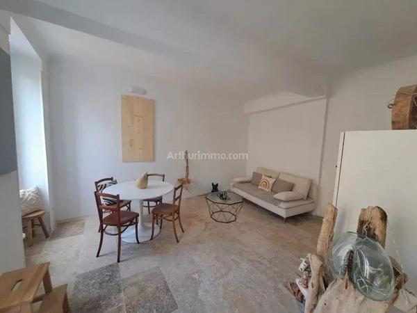 Vente Maison de village 5 pièces 120 m2 à Entrecasteaux