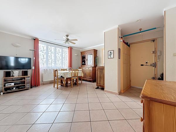 Vente / Appartement T4