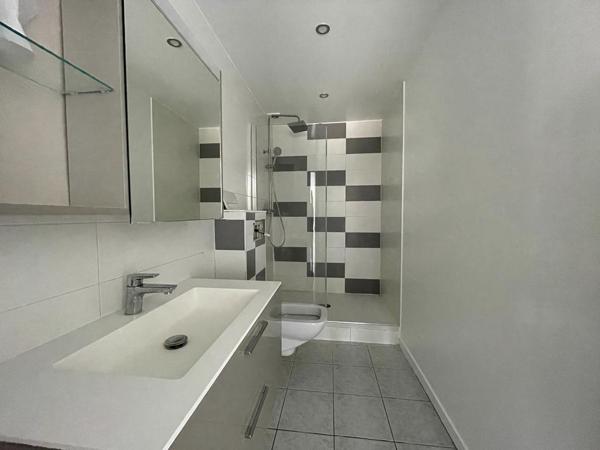 Location bureau Saint-Nom-la-Bretèche - 56 m² - 1 000 €/mois