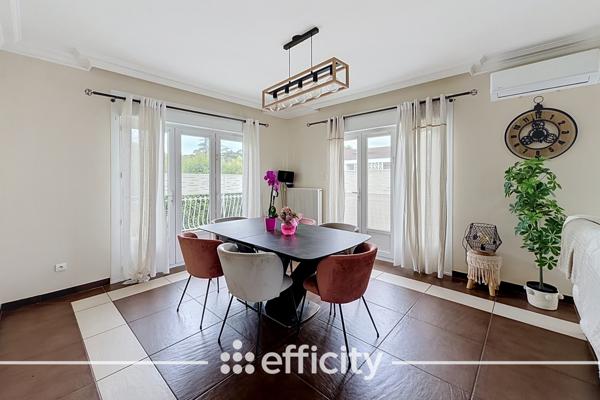 Appartement
         4 pièces
        - 126 m² Exclusivité 279 000 € *
