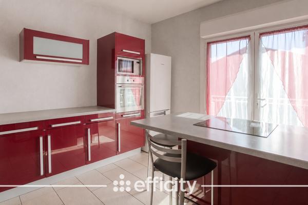 Appartement
         4 pièces
        - 126 m² Exclusivité 279 000 € *