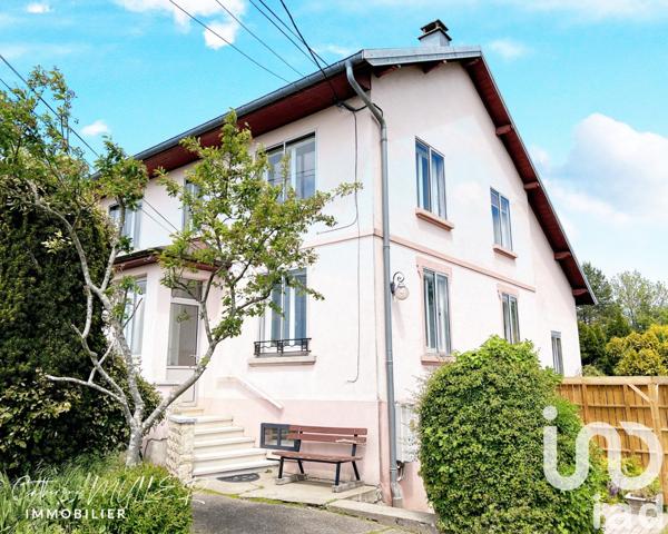 Maison traditionnelle 7 pièces de 182 m² à Danjoutin (90400)