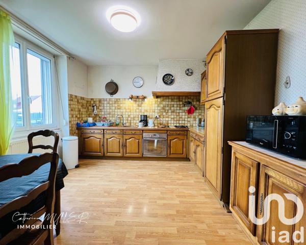 Maison traditionnelle 7 pièces de 182 m² à Danjoutin (90400)