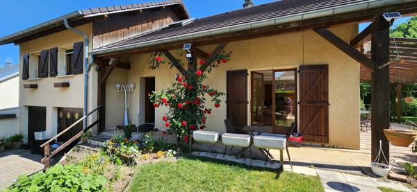 Maison familiale 141 m² sur terrain de 834 m²