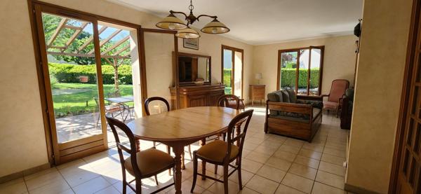 Maison familiale 141 m² sur terrain de 834 m²