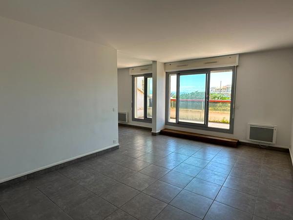 - BIARRITZ- Marbella - T2 de 46 m2 avec garage, Biarritz 64200