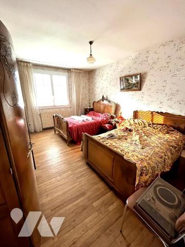 NESMY - MAISON + GRANGE + TERRAIN 