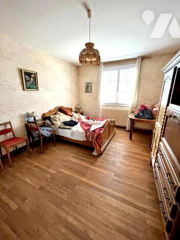 NESMY - MAISON + GRANGE + TERRAIN 