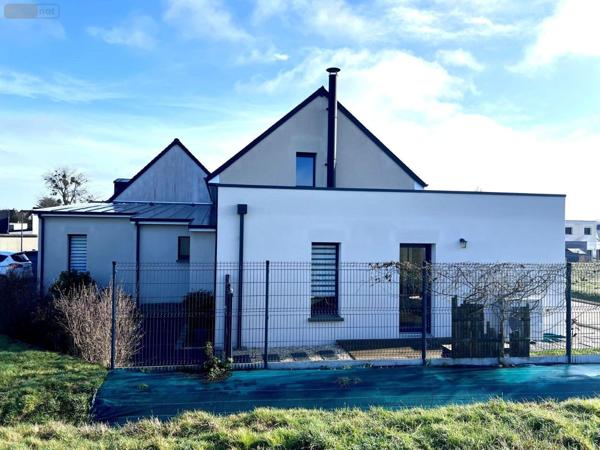 Maison à vendre à Rouillon dans la Sarthe (72700), ref : NL-72700-395