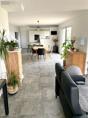 Maison à vendre à Rouillon dans la Sarthe (72700), ref : NL-72700-395