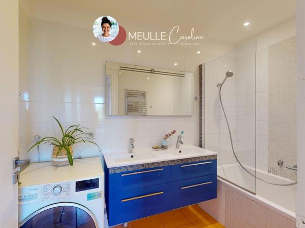 Appartement
         3 pièces
        - 78 m² Exclusivité 335 000 € *