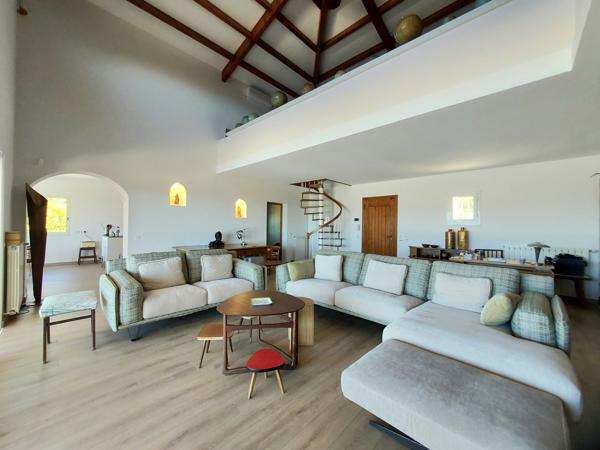 Bastelicaccia, villa de prestige vue merd de plain pied avec piscine Bastelicaccia (20129)