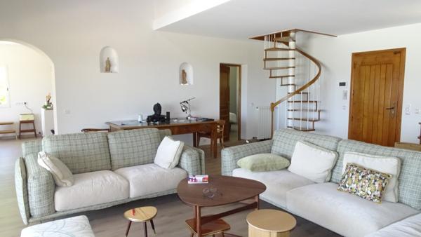 Bastelicaccia, villa de prestige vue merd de plain pied avec piscine Bastelicaccia (20129)