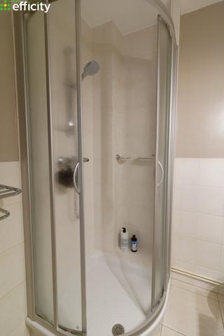 Appartement
         2 pièces
        - 46 m² 139 000 € *