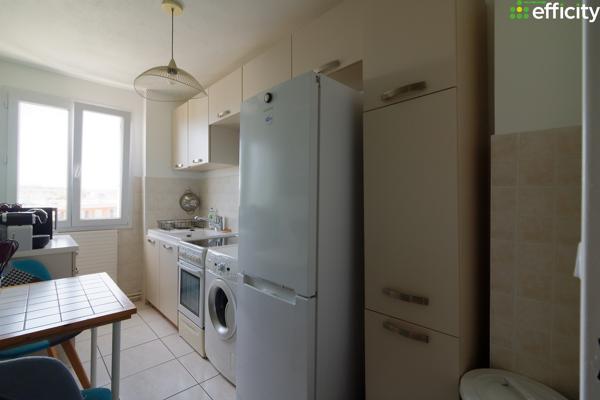 Appartement
         2 pièces
        - 46 m² 139 000 € *