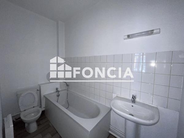 Location Appartement 3 pièces 48.75 m² - 4 RUE DU PETIT BOIS Charleville Mezieres 08000