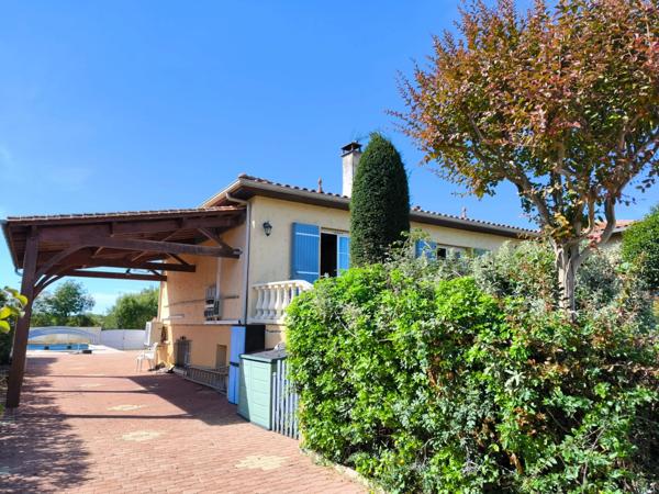 Maison à vendre 10 pièces avec Piscine NERCILLAC (16)