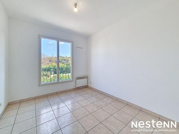 Appartement La Croix Valmer 3 pieces bon etat - proximite centre-ville - place de parking et cave