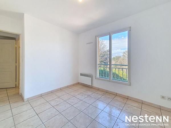 Appartement La Croix Valmer 3 pieces bon etat - proximite centre-ville - place de parking et cave