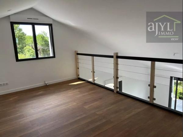 Maison
         5 pièces
        - 164 m² Exclusivité 480 000 € *