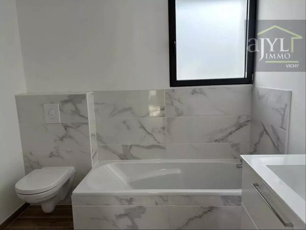 Maison
         5 pièces
        - 164 m² Exclusivité 480 000 € *