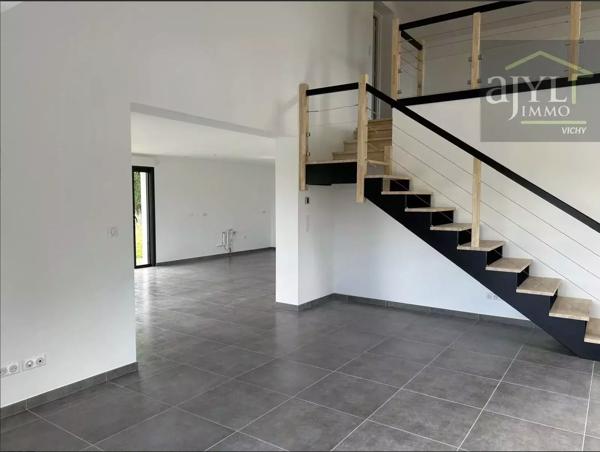 Maison
         5 pièces
        - 164 m² Exclusivité 480 000 € *