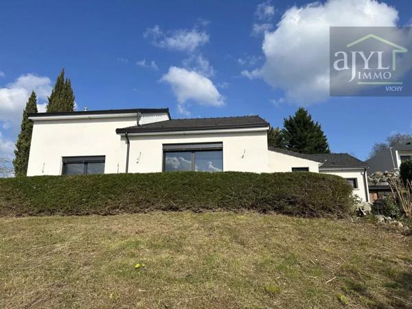 Maison
         5 pièces
        - 164 m² Exclusivité 480 000 € *