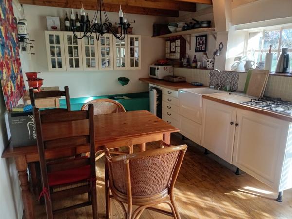 Longère hébergeant 2 habitations plus une maisonnette située au calme