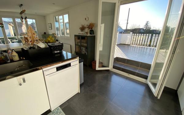 Maison à vendre    6 pièces • 153,59 m2 Chaponost