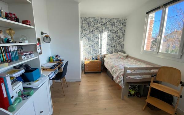 Maison à vendre    6 pièces • 153,59 m2 Chaponost