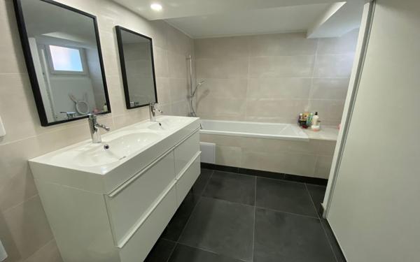 Maison à vendre    6 pièces • 153,59 m2 Chaponost