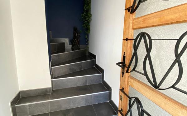 Maison à vendre    6 pièces • 153,59 m2 Chaponost